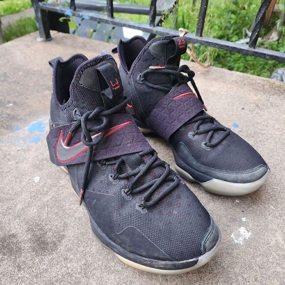 NIKE LEBRON XIV - Mens Shoes - SIZE 11 - Picture 2 of 9